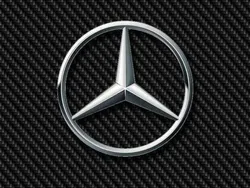 Blanco Usado 2023 Mercedes A180 AMG line Utilitario | 35.500 € (Caro)