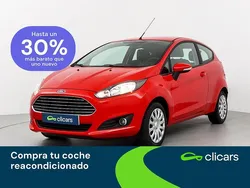 Rojo Usado 2014 Ford Fiesta Trend Utilitario | 8990 € (Precio justo)