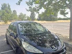 Negro Usado 2007 Peugeot 207 Berlina | 3000 € (Buen precio)