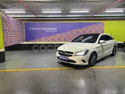 Blanco Usado 2017 Mercedes CLA200 Shooting Brake Familiar | 19.490 € (Caro)