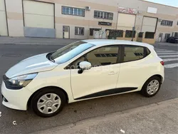 Blanco Usado 2016 Renault Clio IV LIMITED Berlina | 4500 €