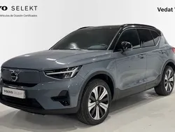 Gris Usado 2022 Volvo XC40 Core SUV | 39.900 €