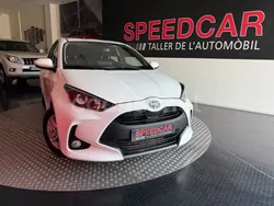 Blanco Usado 2024 Toyota Yaris Berlina | 22.500 € (Caro)