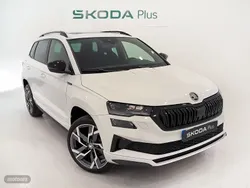 Blanco Usado 2025 Skoda Karoq SportLine SUV | 37.150 €