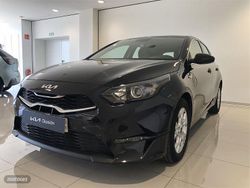 Negro Usado 2023 Kia Ceed Utilitario | 17.490 € (Precio justo)