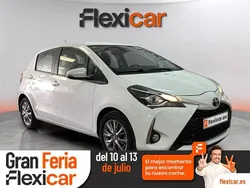 Blanco Usado 2018 Toyota Yaris Business Edition Berlina | 12.490 € (Un poco caro)