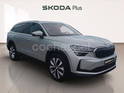 Gris / plateado Usado 2024 Skoda Kodiaq Selection SUV | 39.990 € (Caro)