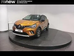 Naranja Usado 2021 Renault Captur Zen SUV | 20.532 € (Precio justo)