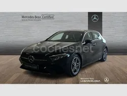 Negro noche Usado 2024 Mercedes A180 AMG line Berlina | 33.900 € (Precio justo)