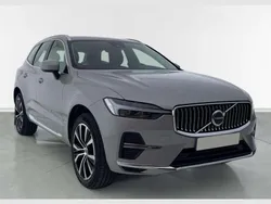 Silver dawn Usado 2023 Volvo XC60 Plus SUV | 45.900 € (Caro)