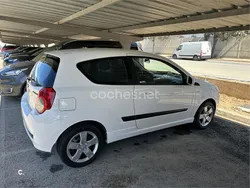 Blanco Usado 2009 Chevrolet Aveo LS Berlina | 4900 € (Precio justo)