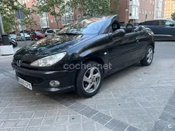 Negro Usado 2003 Peugeot 206 Descapotable | 3870 € (Un poco caro)
