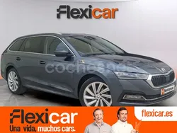 Gris / plata Usado 2021 Skoda Octavia Ambition Familiar | 20.490 € (Un poco caro)