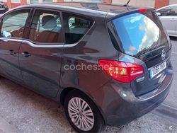 Gris / plata Usado 2013 Opel Meriva Selective Monovolumen | 6900 € (Precio justo)