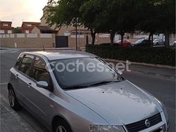 Gris / plata Usado 2005 Fiat Stilo Berlina | 2850 € (Precio justo)