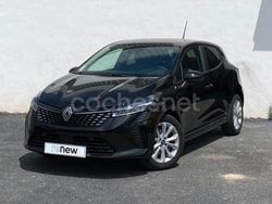 Negro Usado 2024 Renault Clio V Evolution Berlina | 19.215 € (Un poco caro)