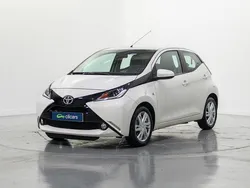 Usado 2016 Toyota Aygo X-play Utilitario | 10.390 € (Precio justo)