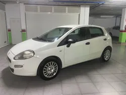 Blanco Usado 2012 Fiat Punto Lounge Utilitario | 3200 €