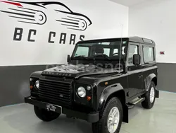 Negro Usado 2013 Land Rover Defender SUV | 38.000 € (Precio justo)