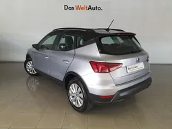 Gris plata Usado 2024 Seat Arona Style SUV | 19.500 € (Precio justo)