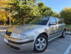 Beige Usado 2006 Skoda Octavia Berlina | 4900 € (Precio justo)