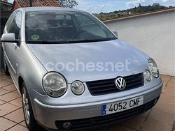 Gris / plata Usado 2003 VW Polo Trendline Berlina | 1900 € (Precio justo)