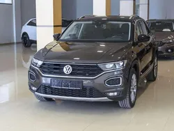 Marrón Usado 2019 VW T-Roc Sport SUV | 20.390 € (Precio justo)