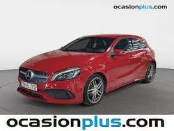 Rojo Usado 2017 Mercedes A180 AMG Utilitario | 19.900 € (Caro)