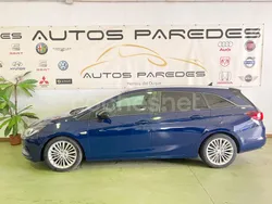 Azul Usado 2017 Opel Astra Excellence Familiar | 8499 € (Un poco caro)