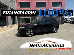 Negro Usado 2020 Volvo XC40 Momentum SUV | 19.950 €