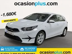 Blanco Usado 2023 Kia Ceed Utilitario | 16.810 € (Buen precio)