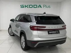 Gris plata Usado 2025 Skoda Kodiaq SUV | 40.900 € (Precio justo)