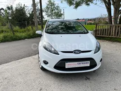 Blanco Usado 2011 Ford Fiesta Sport Utilitario | 6400 € (Precio justo)