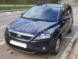 Gris / plata Usado 2009 Ford Focus Trend Familiar | 4000 € (Precio justo)