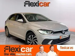 Gris / plata Usado 2022 VW Polo Life Berlina | 14.390 € (Precio justo)