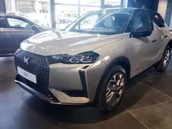 Gris oscuro Nuevo 2024 DS Automobiles DS3 | 30.000 €