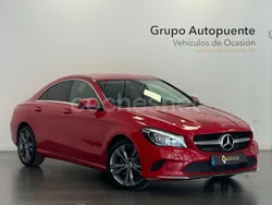 Rojo Usado 2019 Mercedes CLA200 Berlina | 25.890 € (Super precio)