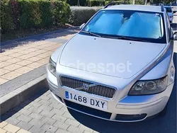 Gris / plata Usado 2006 Volvo V50 Momentum Familiar | 5300 € (Precio justo)