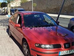 Rojo Usado 2003 Seat Leon Stella Berlina | 2500 € (Precio justo)