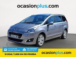 Gris Usado 2017 Peugeot 5008 Style Monovolumen | 9790 €