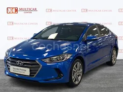 Azul Usado 2018 Hyundai Elantra Berlina | 14.990 €