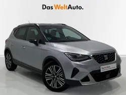 Gris plata Usado 2024 Seat Arona Xperience SUV | 18.490 € (Precio justo)