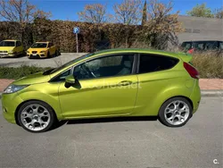 Verde Usado 2009 Ford Fiesta Sport Utilitario | 4500 € (Precio justo)
