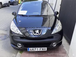 Negro Usado 2007 Peugeot 207 Berlina | 3600 € (Precio justo)