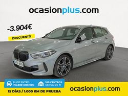Gris Usado 2024 BMW 118 Utilitario | 27.000 € (Un poco caro)