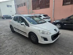 Blanco Usado 2011 Peugeot 308 Access Berlina | 5000 € (Buen precio)