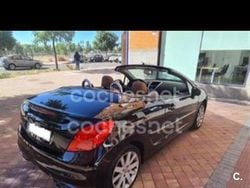 Negro Usado 2007 Peugeot 207 CC Sport Descapotable | 4000 € (Buen precio)