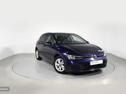 Azul Usado 2023 VW Golf VIII Life Berlina | 22.000 € (Precio justo)