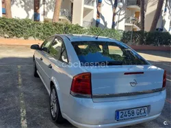 Blanco Usado 2009 Opel Vectra Elegance Berlina | 2200 € (Buen precio)