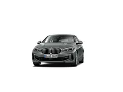 Gris Usado 2024 BMW 118 Comfort Edition Utilitario | 32.385 € (Precio justo)